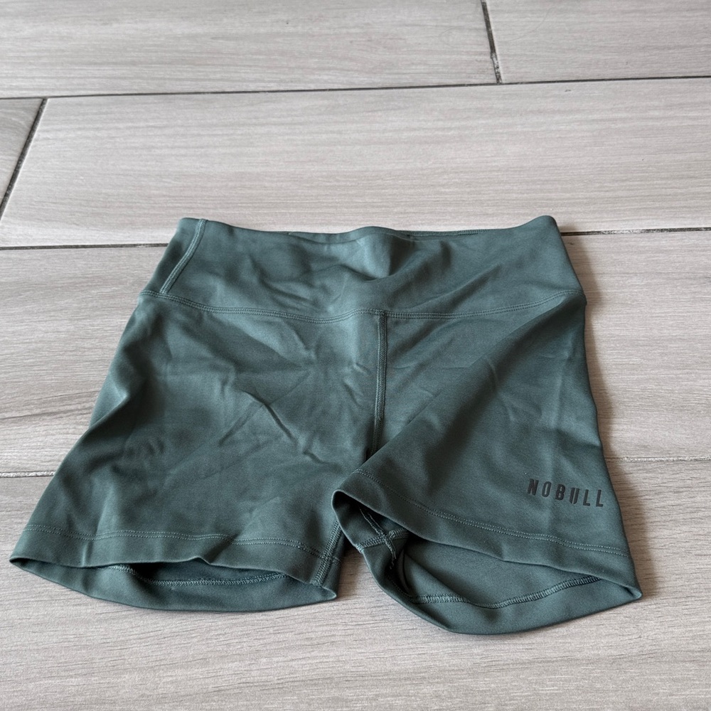 NOBULL Forest Green Workout Shorts NWOT 💫
